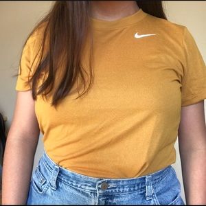 nike t shirt